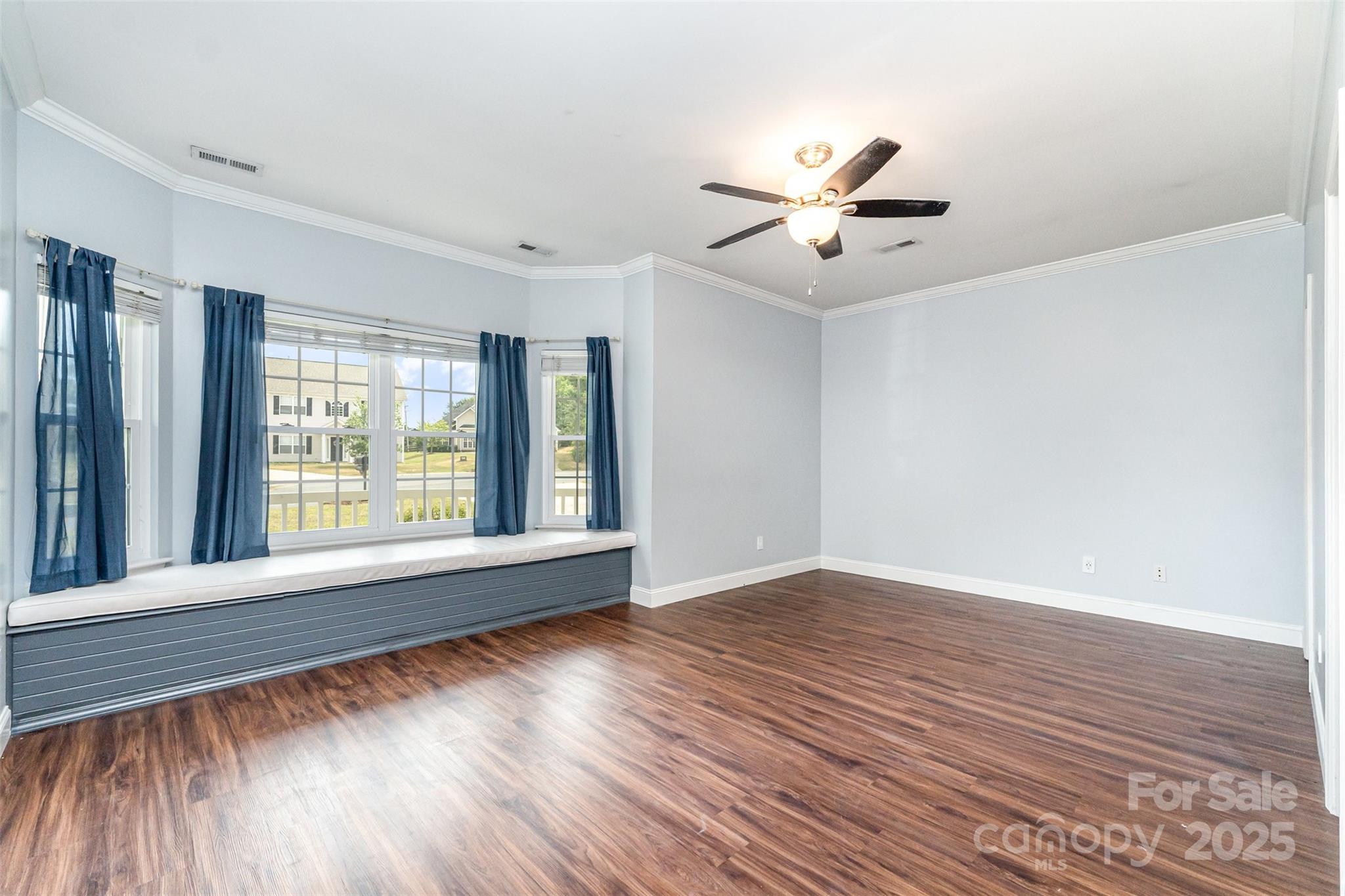 Oakstone - Residential