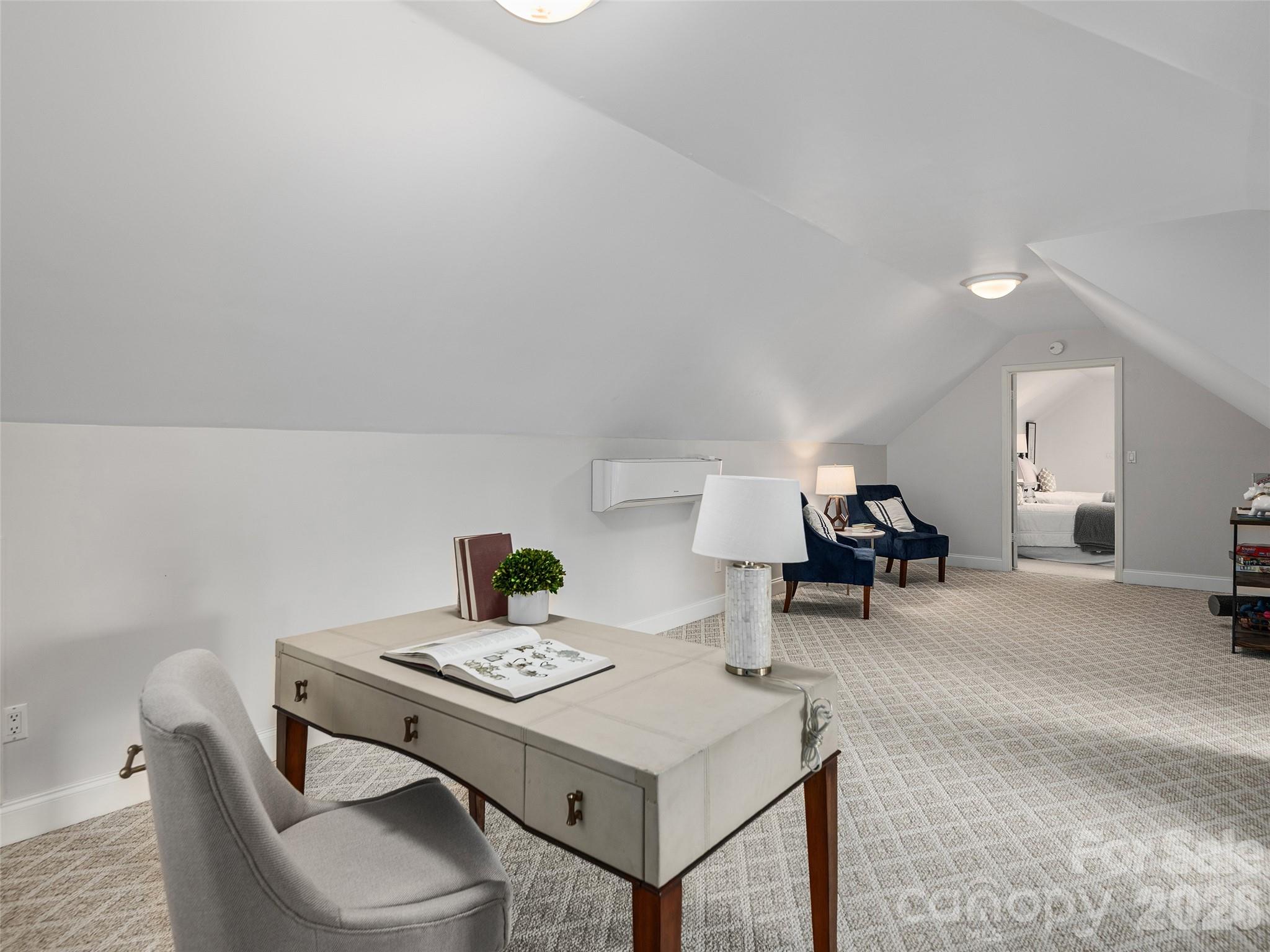 Hills Of Beaverdam - Residential