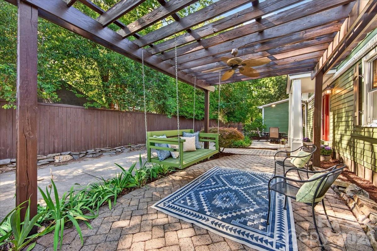 Beverly Woods - Residential