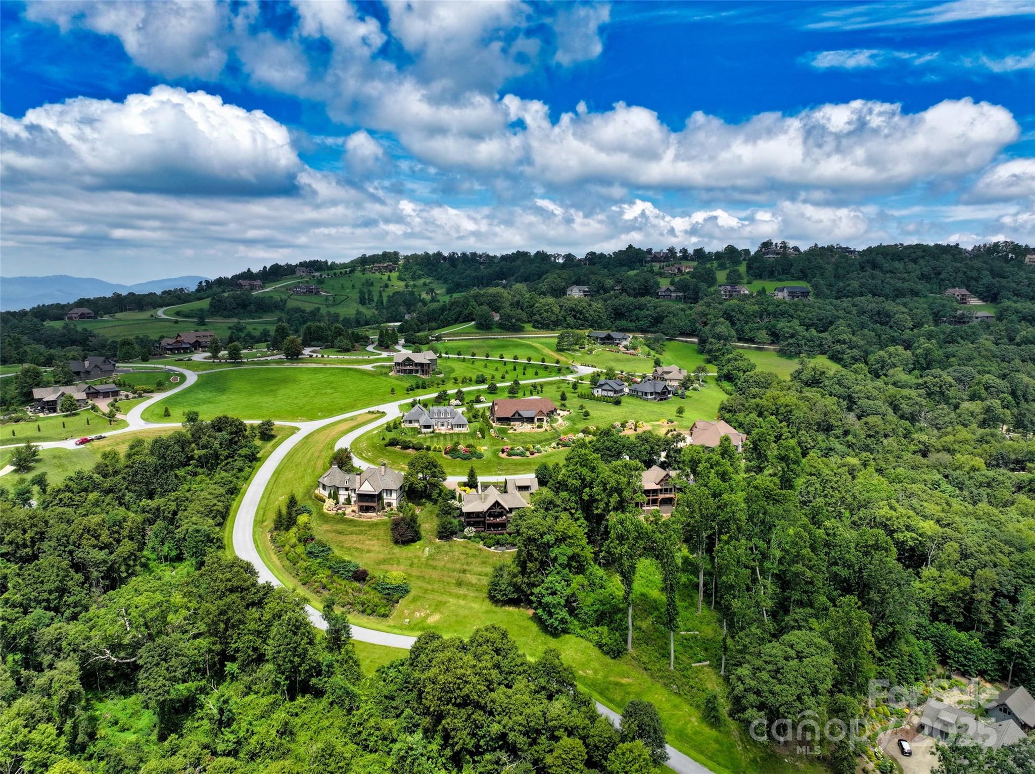 Grand Highlands at Bearwallow - Residential