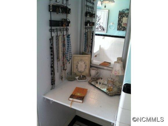 Hillcrest - Residential