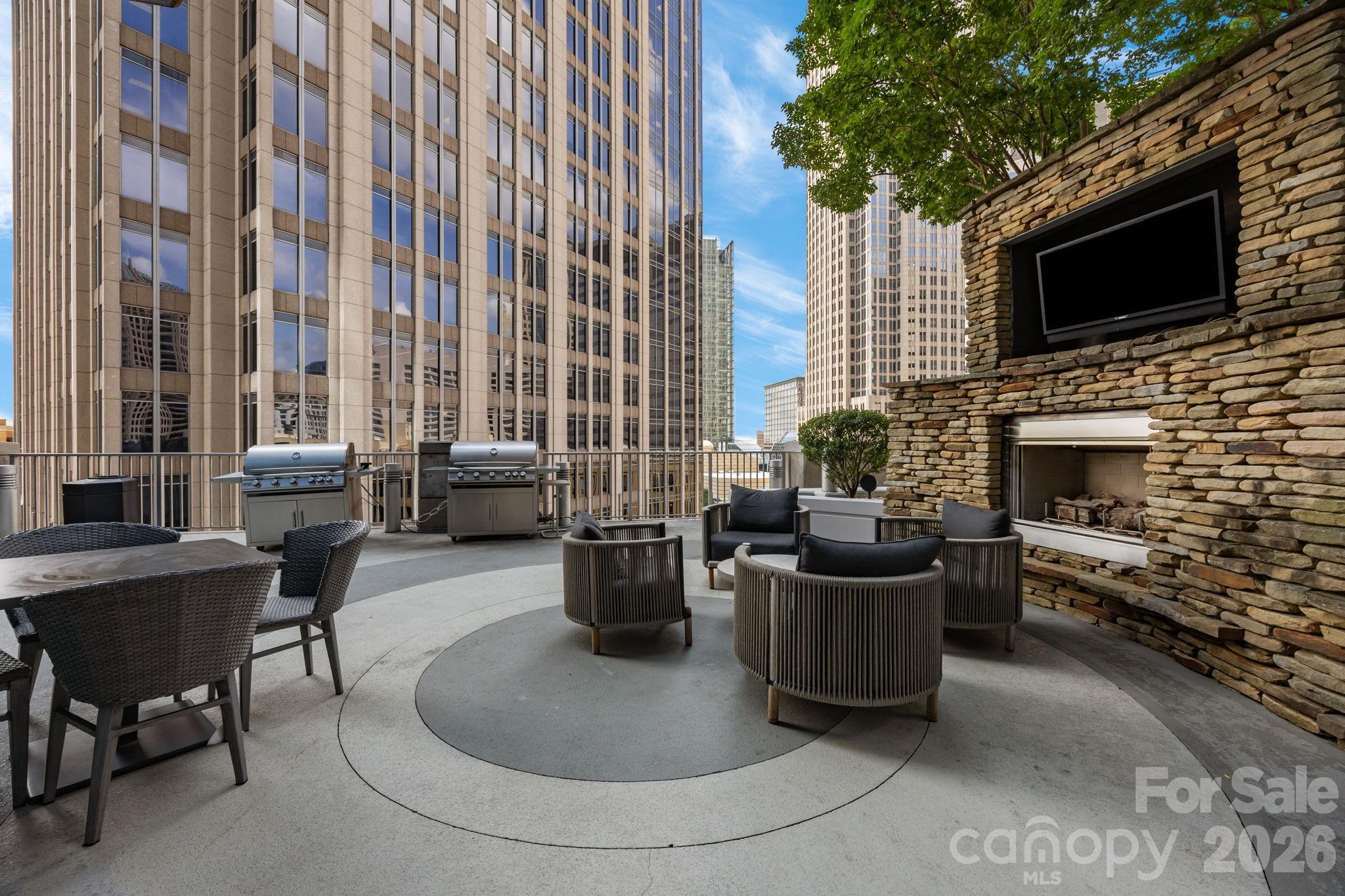 Avenue Condominiums - Residential