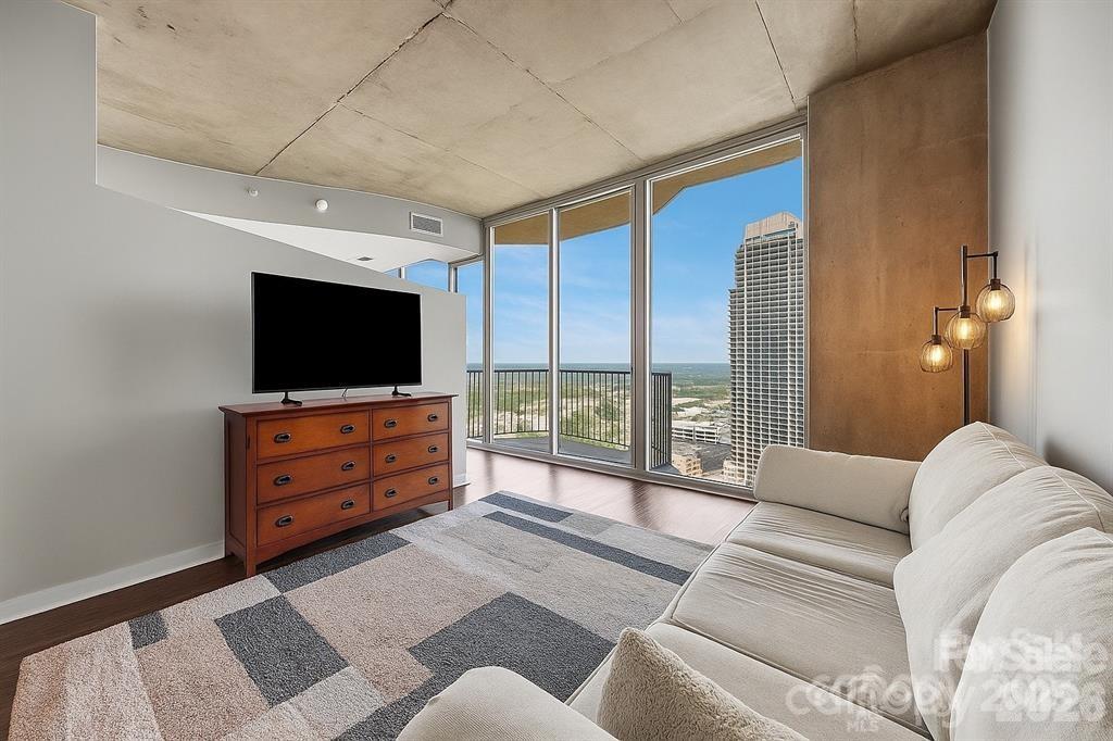 Avenue Condominiums - Residential