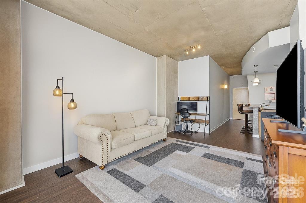 Avenue Condominiums - Residential