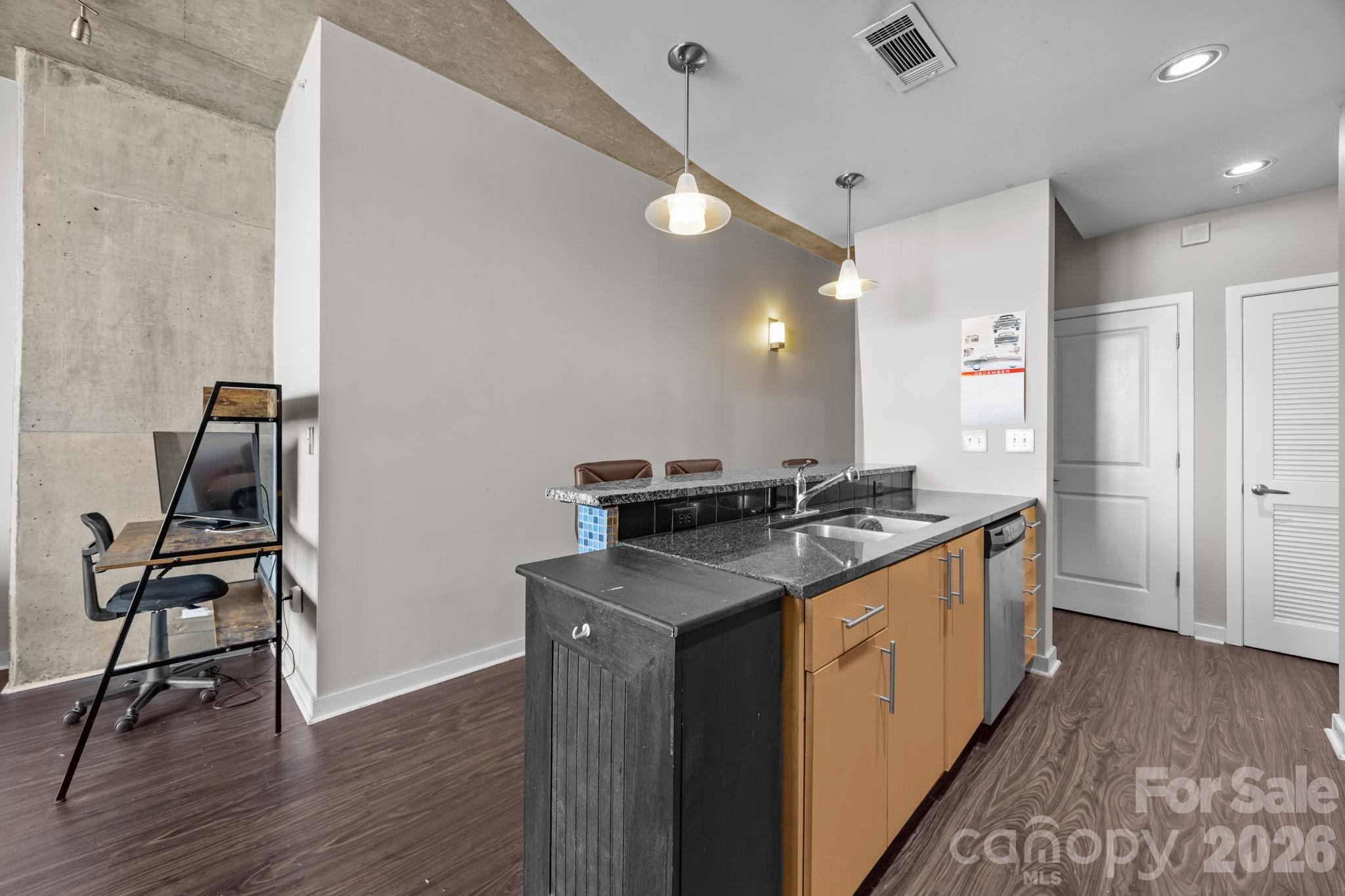 Avenue Condominiums - Residential