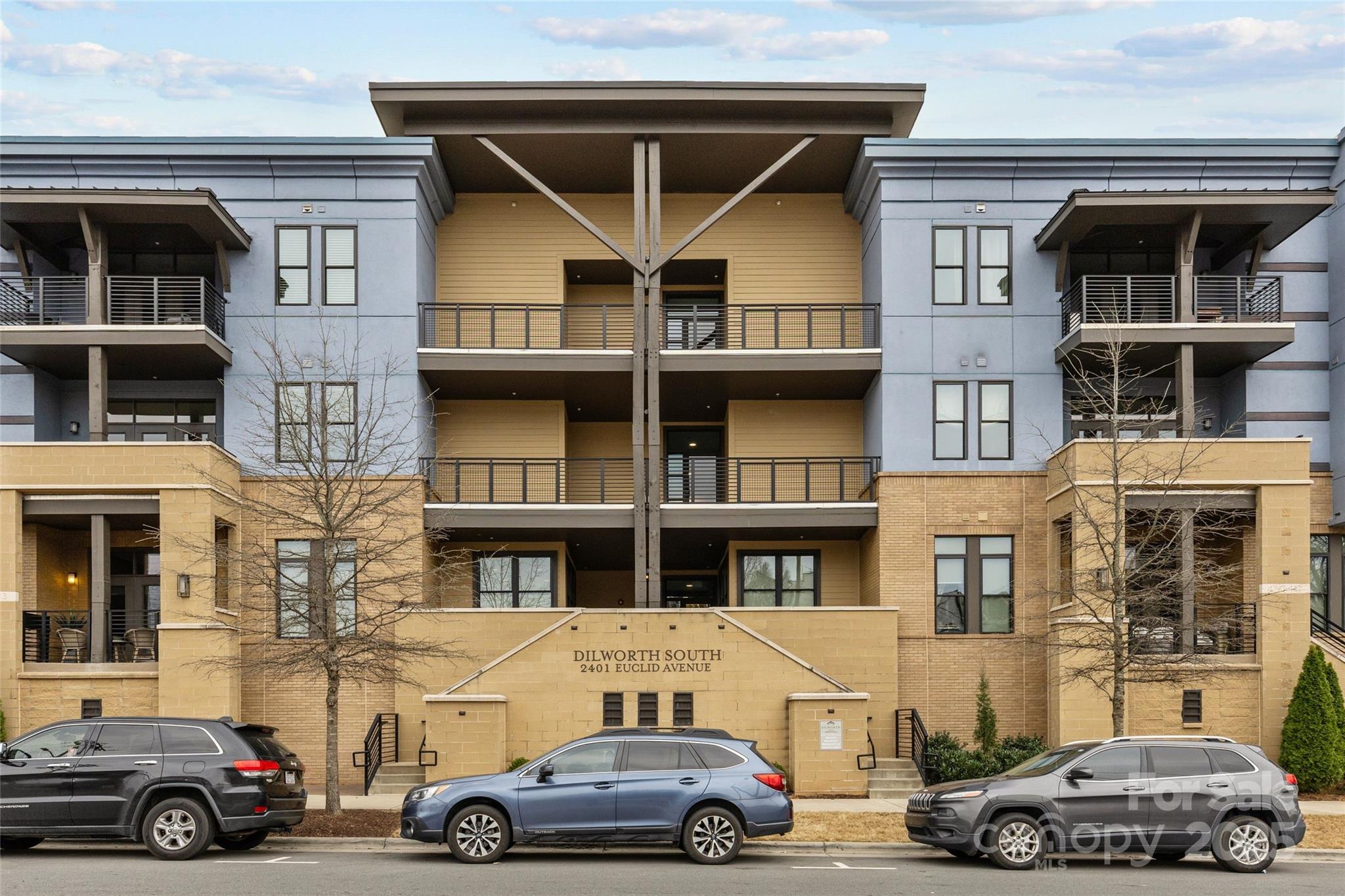 2401 Euclid Avenue 213