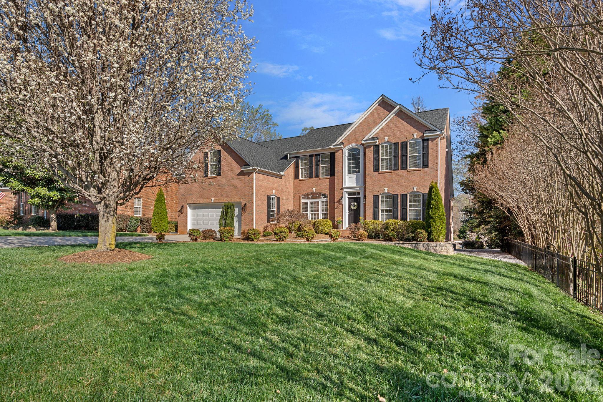 2474 Green Point Lane