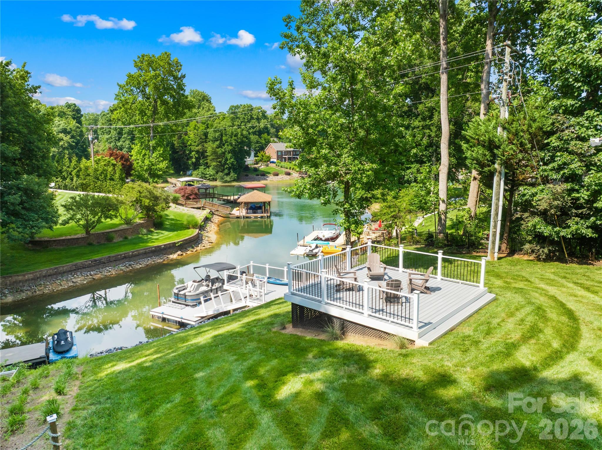 2474 Green Point Lane