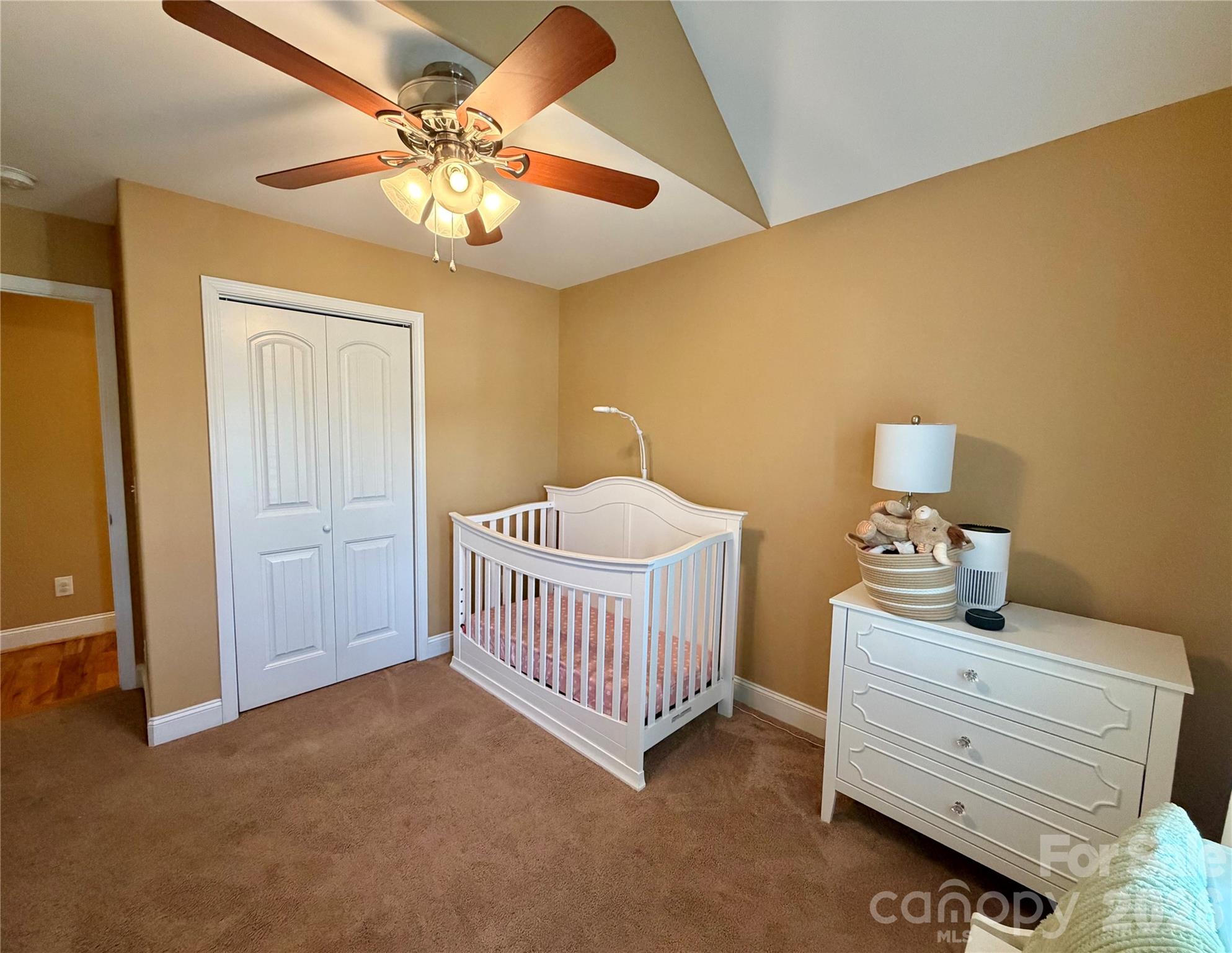 TEMPLE HEIGHTS - Residential