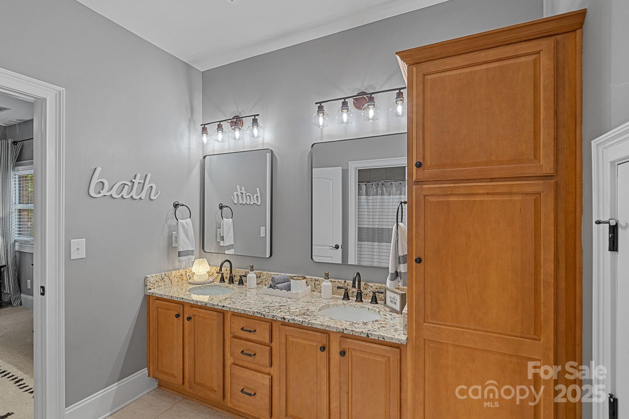 Anniston Grove - Residential