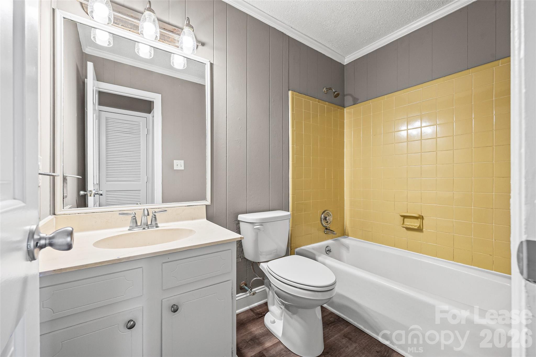 Candlewyck - Residential Lease