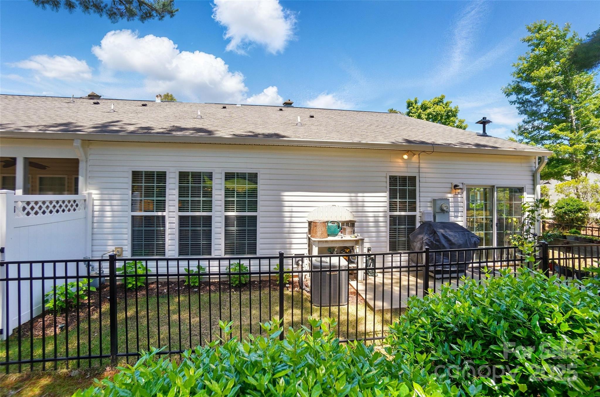 Sun City Carolina Lakes - Residential