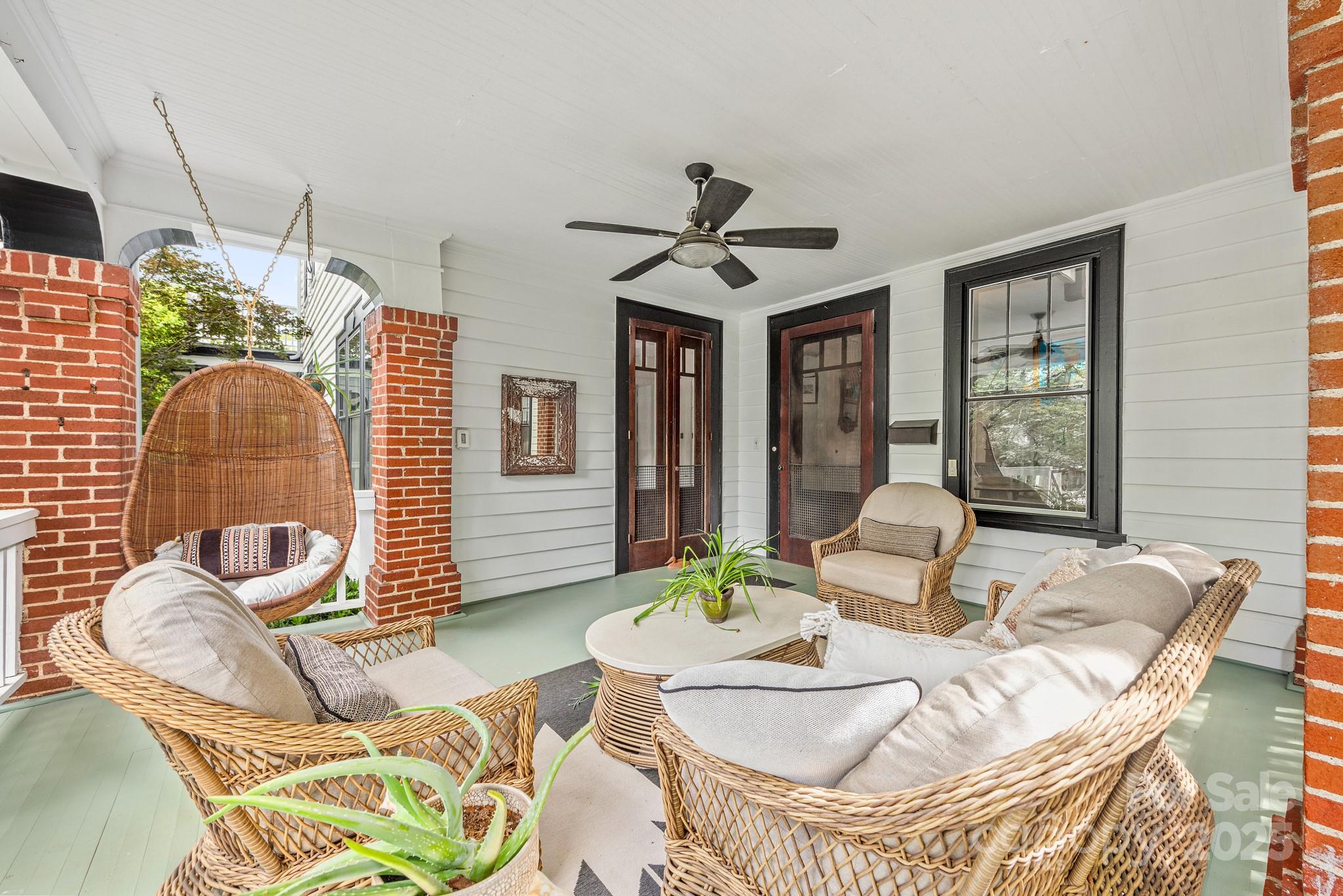 Elizabeth - Residential