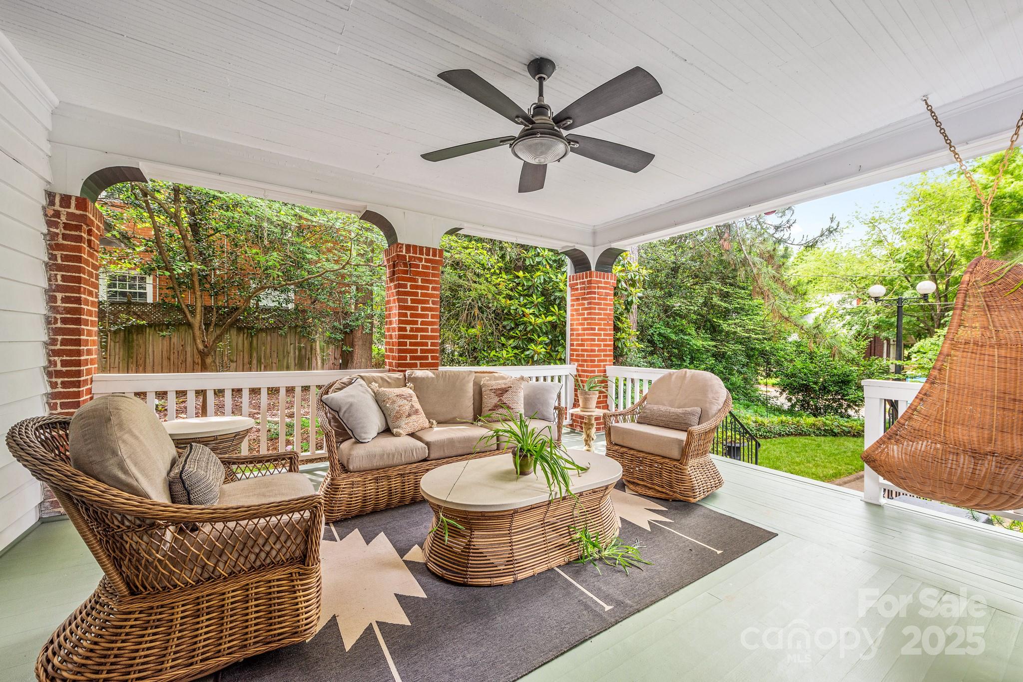 Elizabeth - Residential