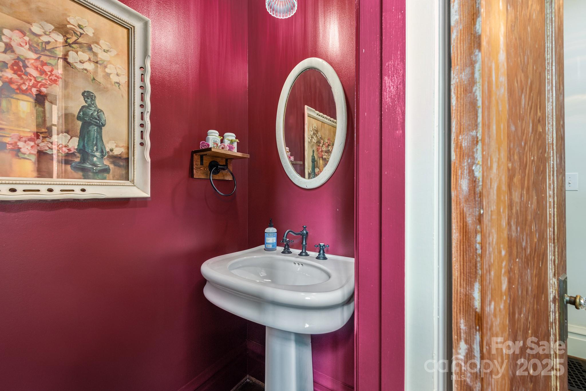 Elizabeth - Residential