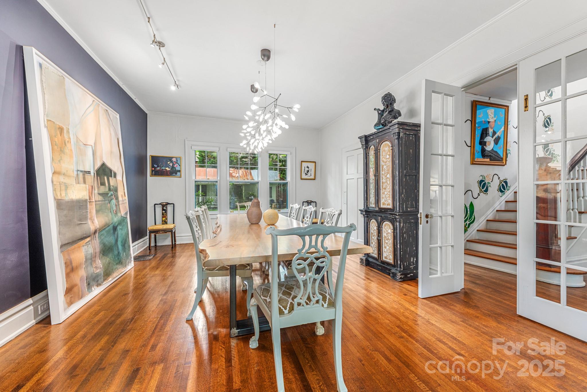 Elizabeth - Residential