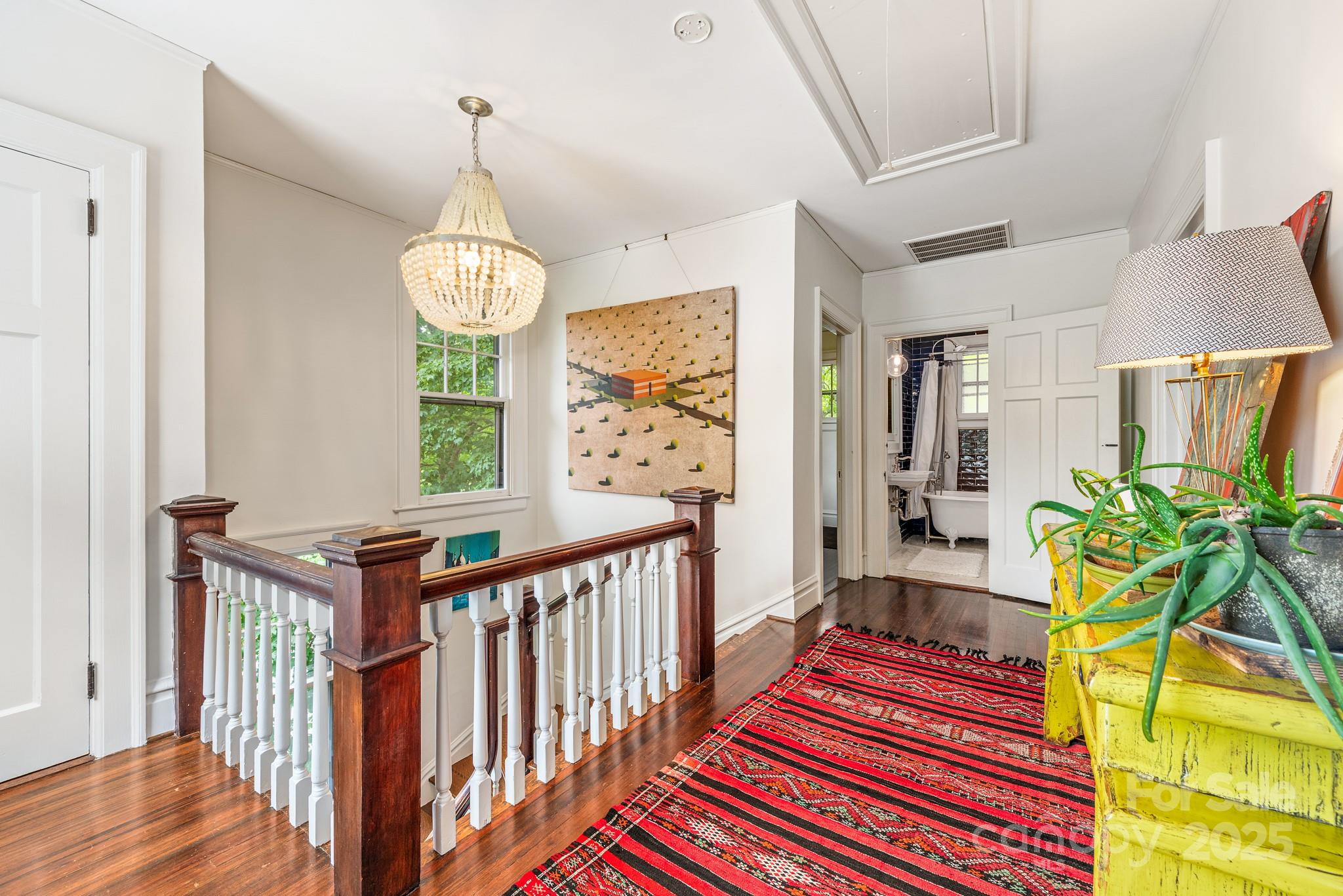 Elizabeth - Residential