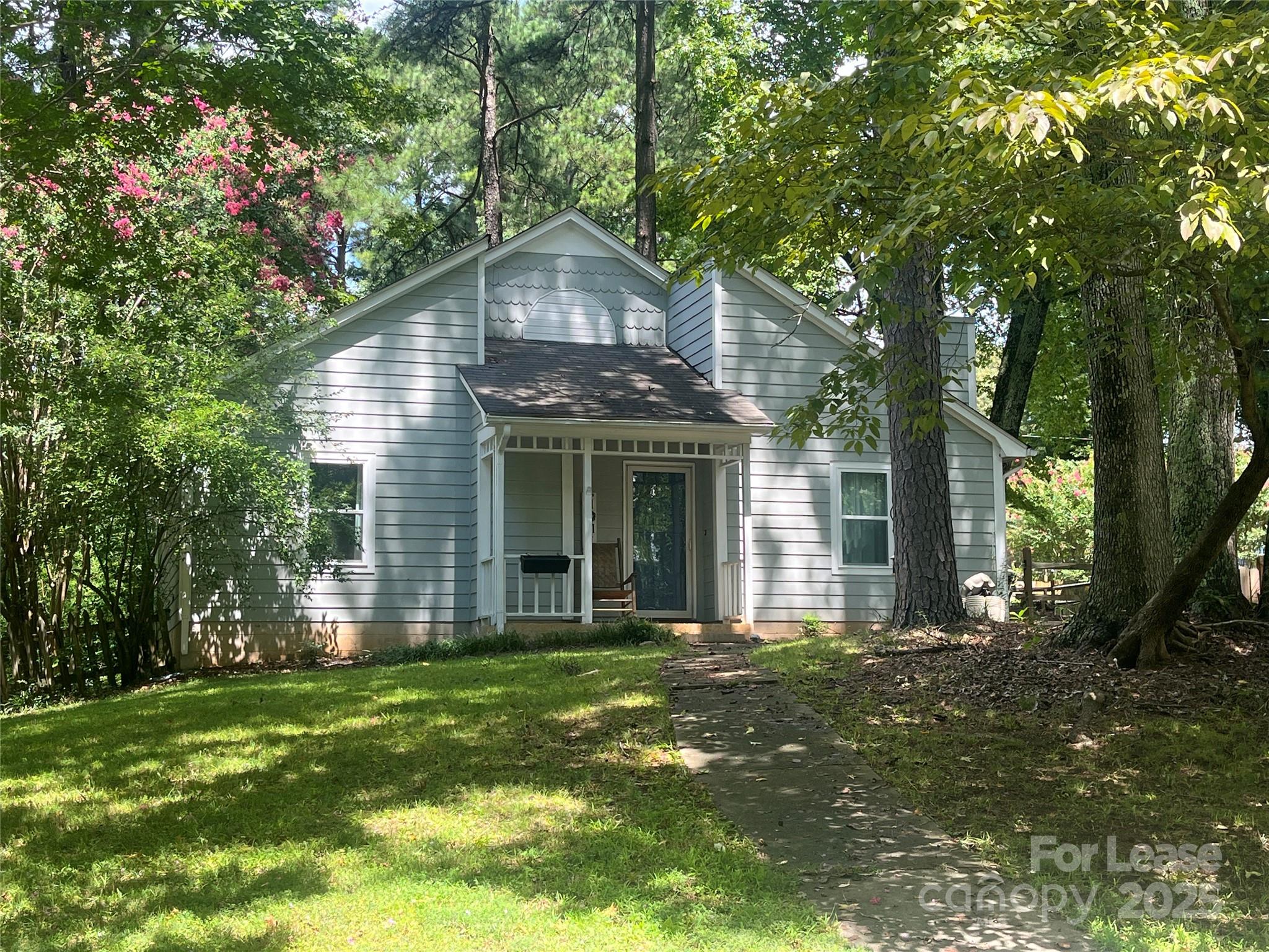 Lawyers Station - Residential Lease