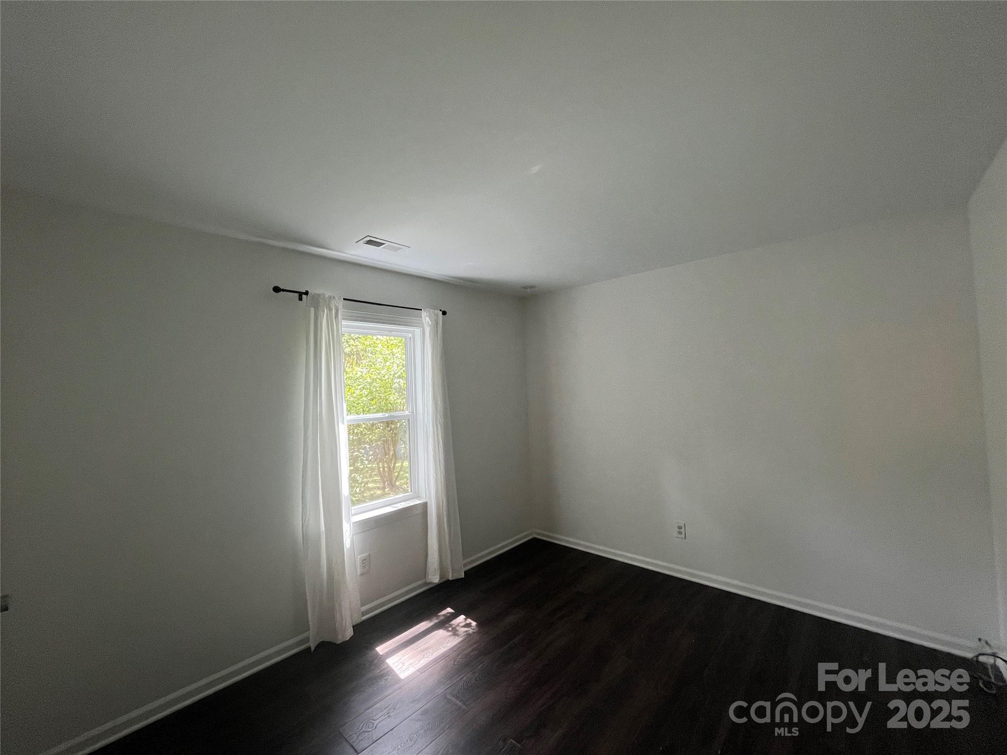 Lawyers Station - Residential Lease