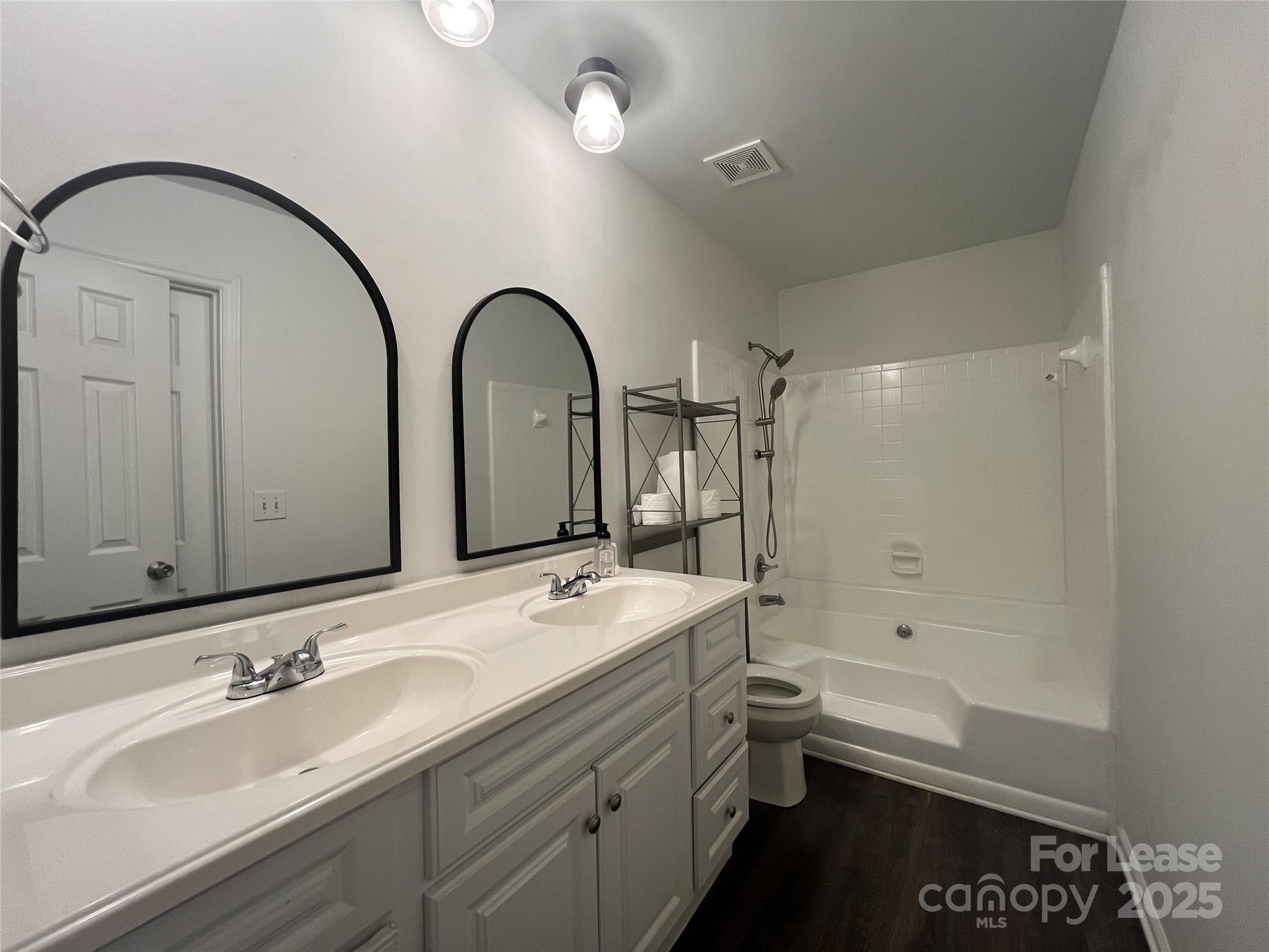 Lawyers Station - Residential Lease