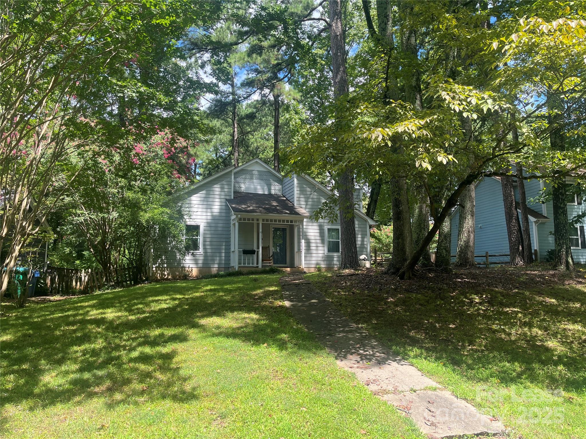 Lawyers Station - Residential Lease