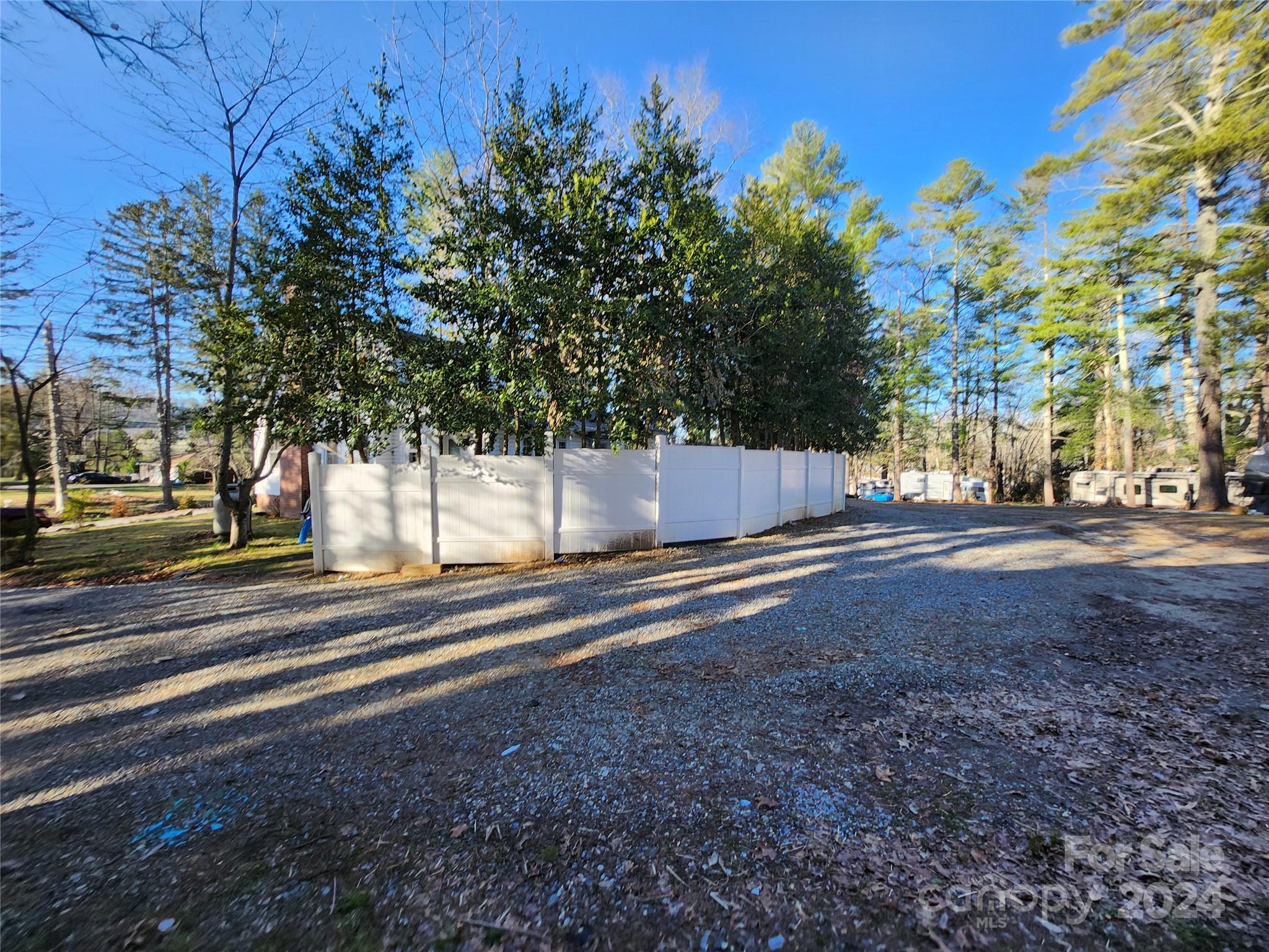 2853 Chimney Rock Road
