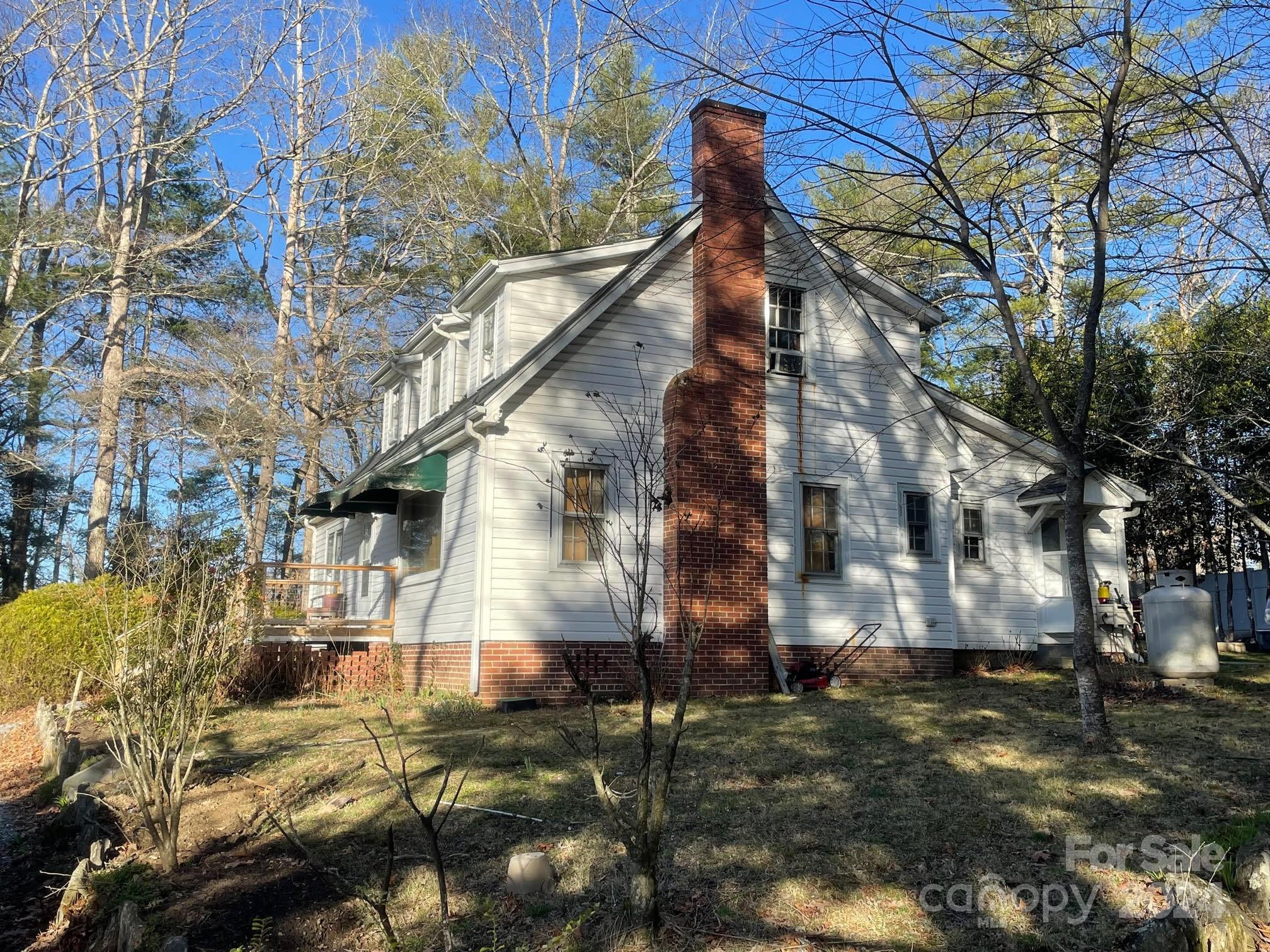 2853 Chimney Rock Road