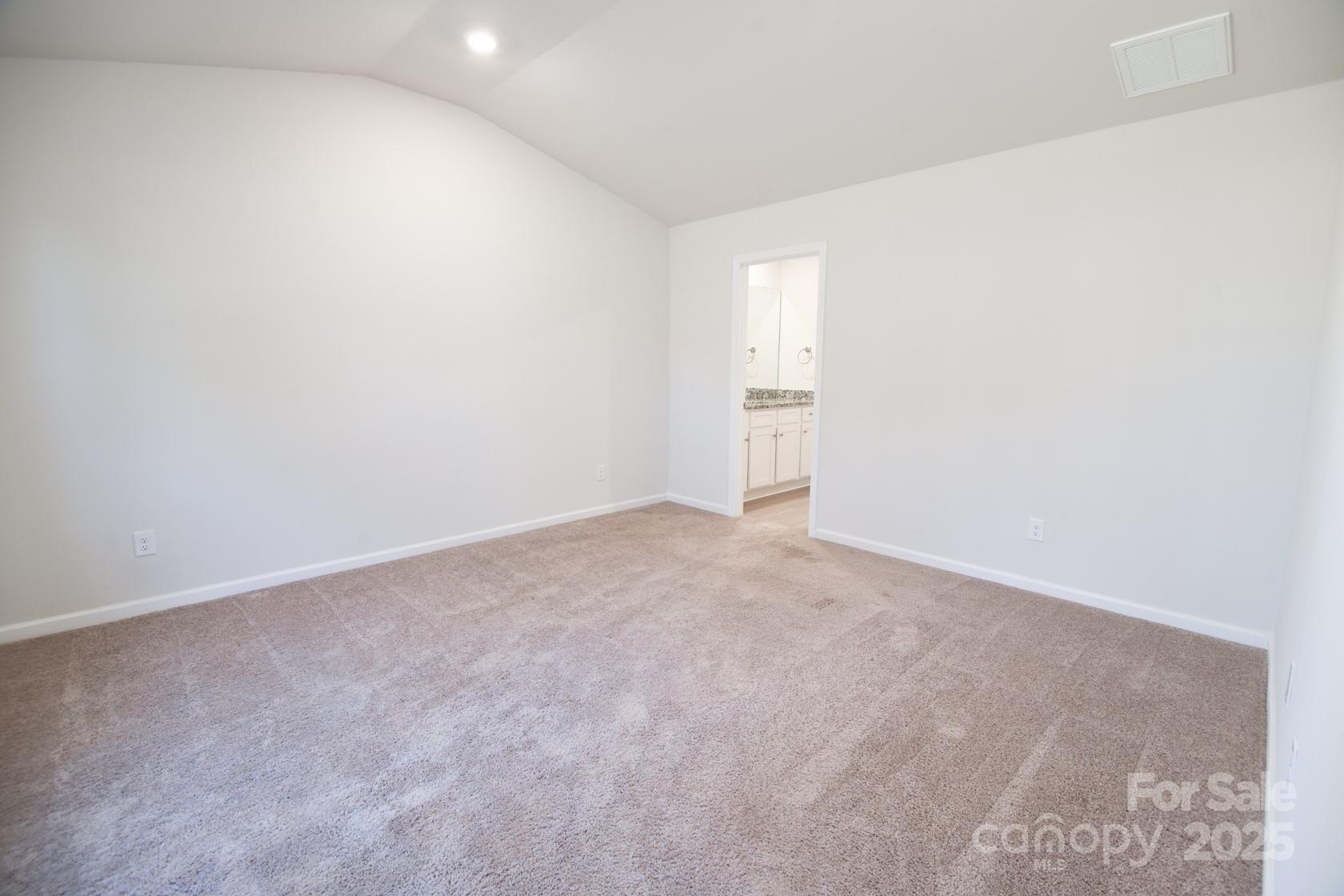 Knights Bridge - Residential