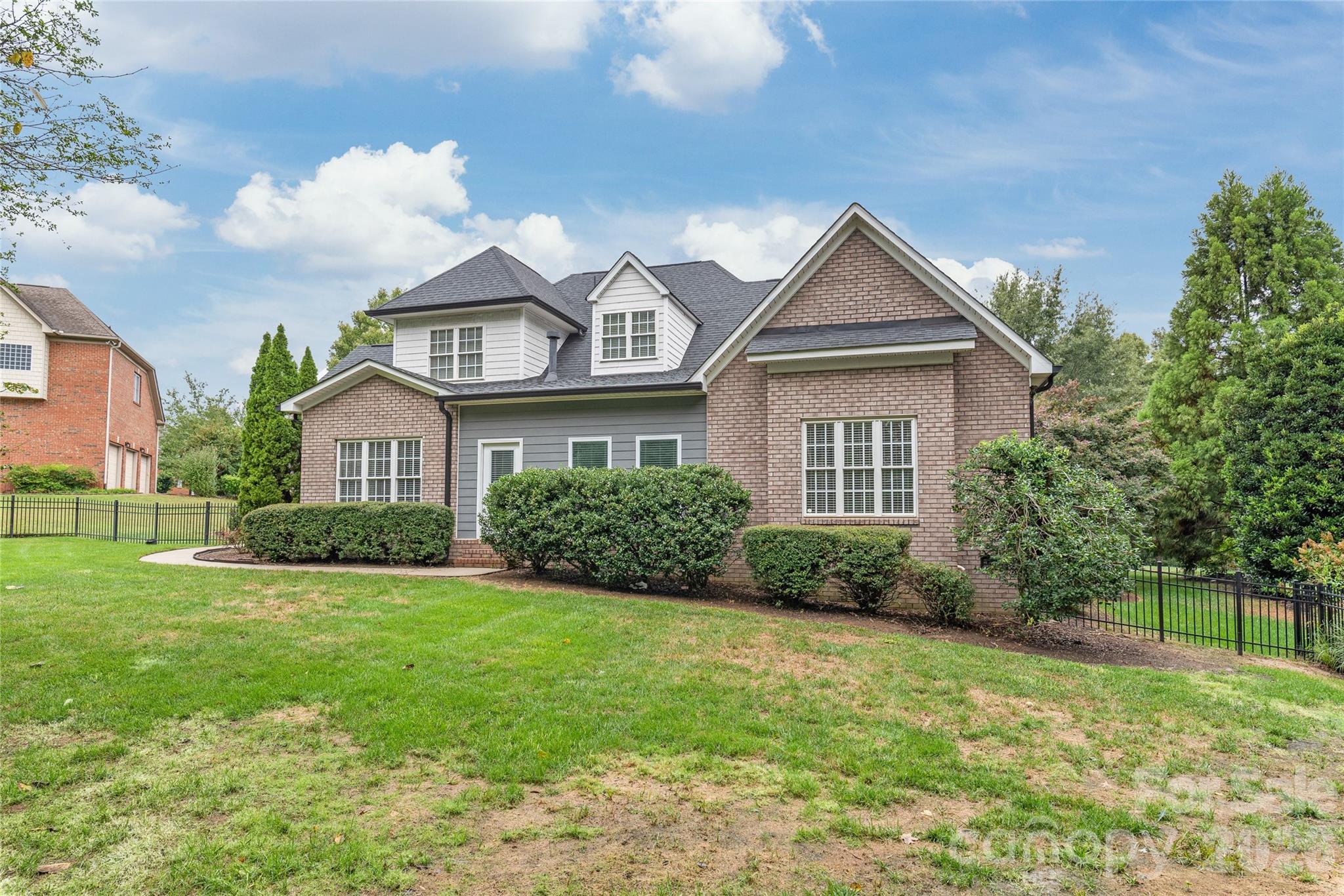 Abbington - Residential