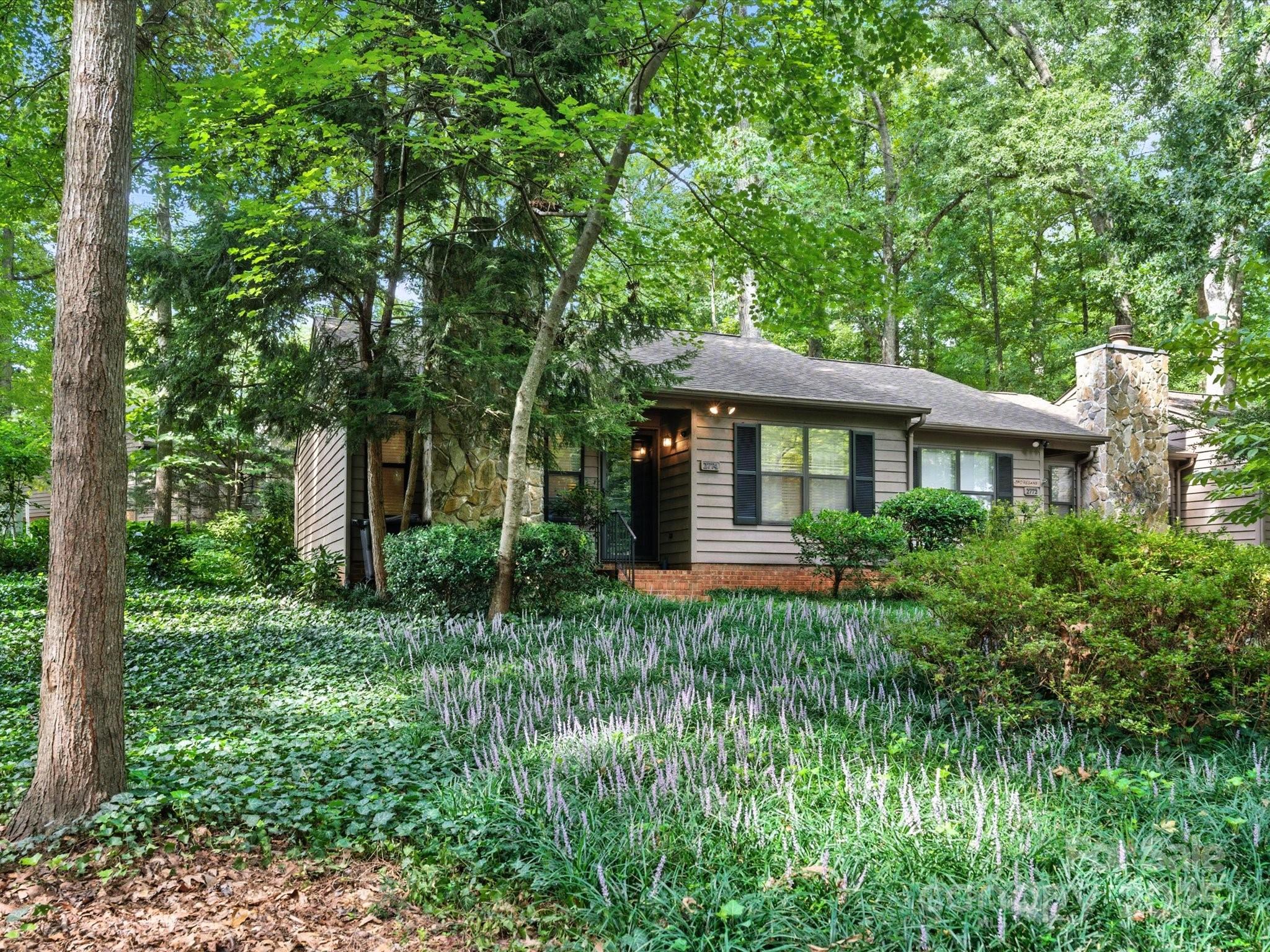 2774 Dogwood Hills Court