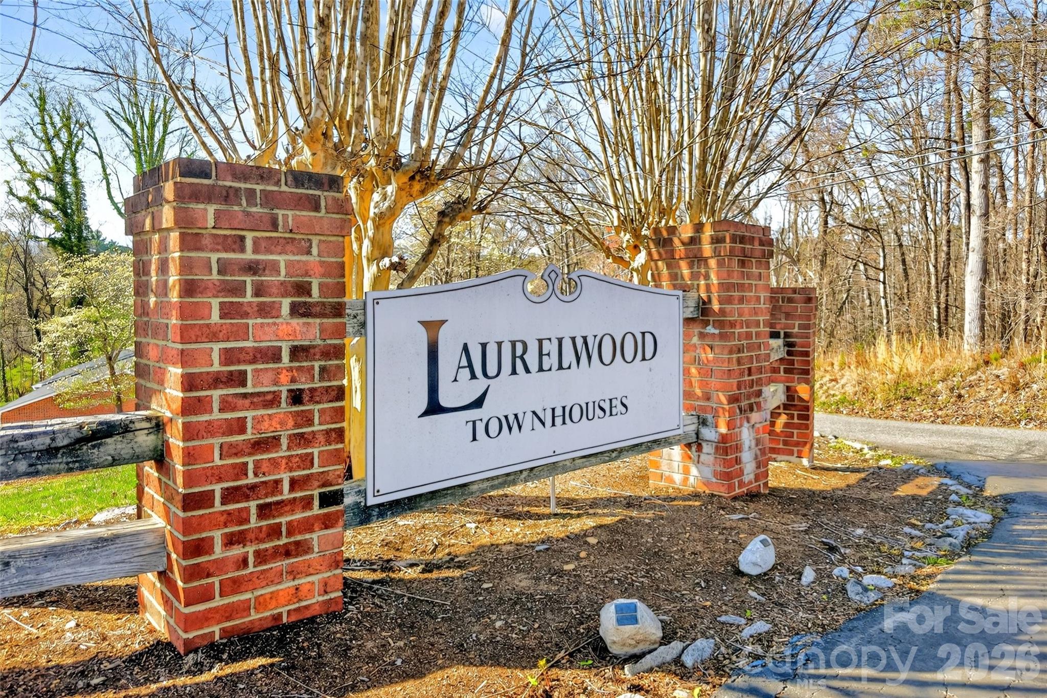 75 Laurelwood Drive 21/ 97