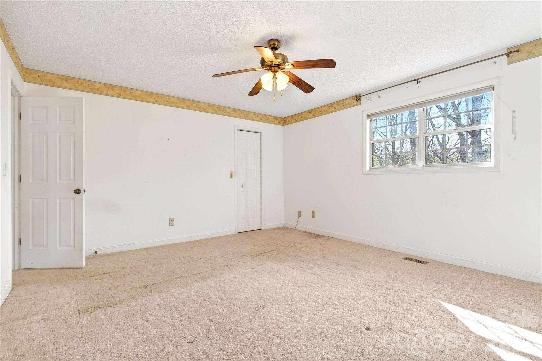 Laurelwood - Residential