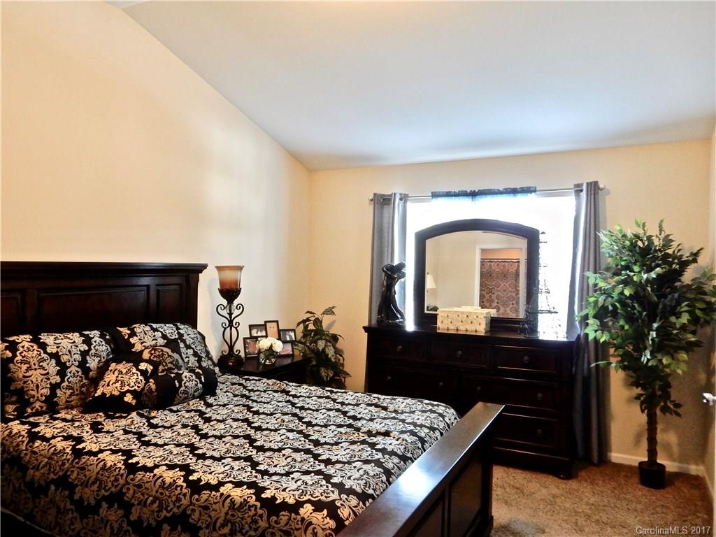 Irish Downs - Residential