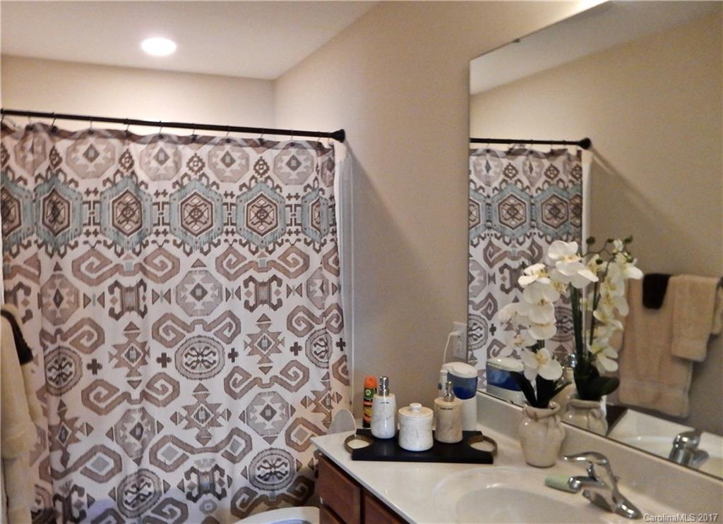 Irish Downs - Residential