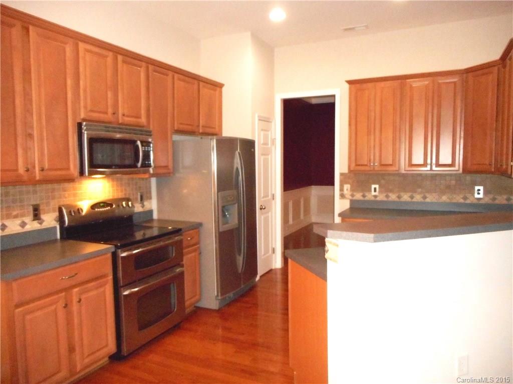 Dominion Bridge - Residential Lease