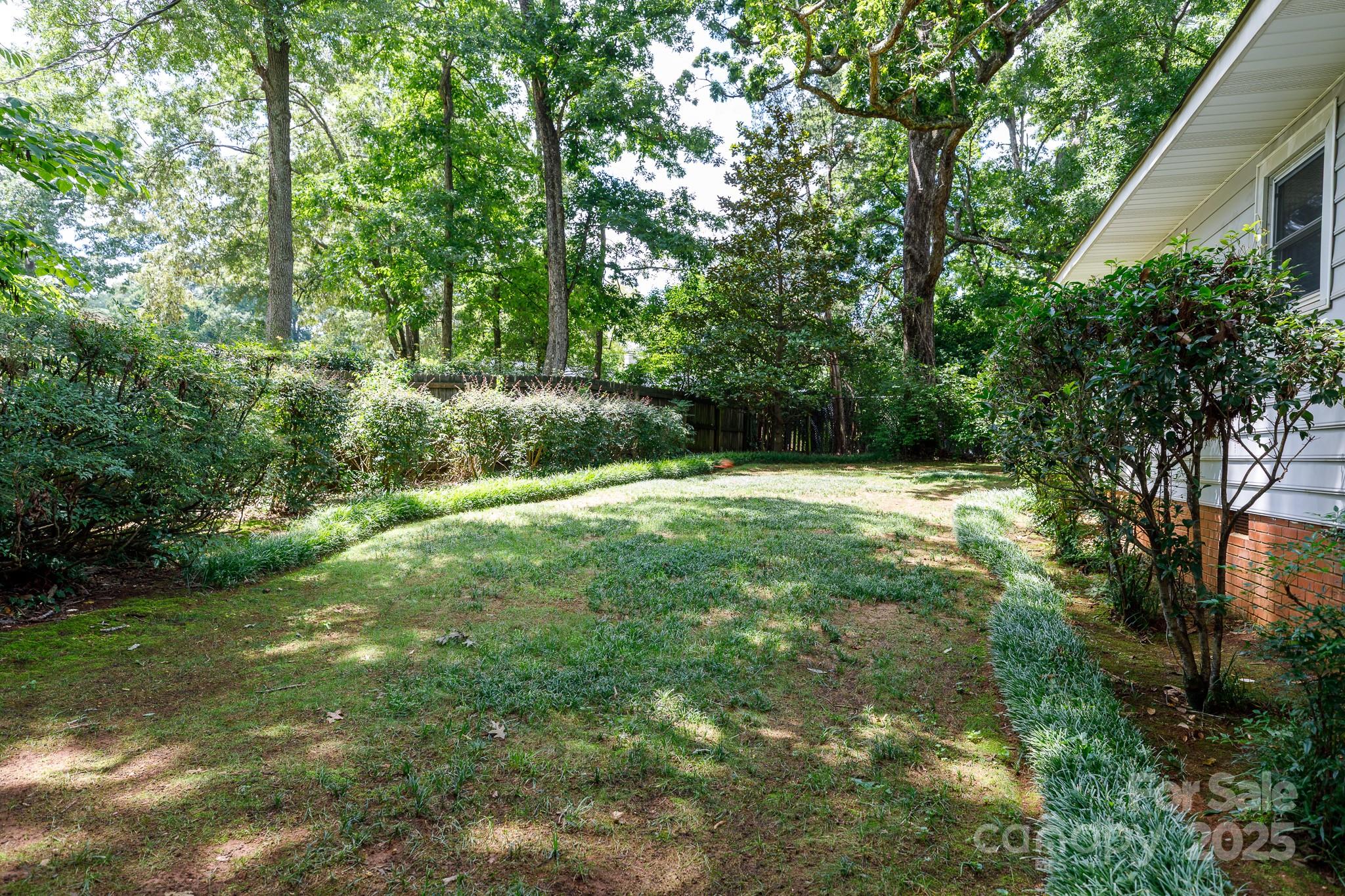 Seventeen Acres - Residential