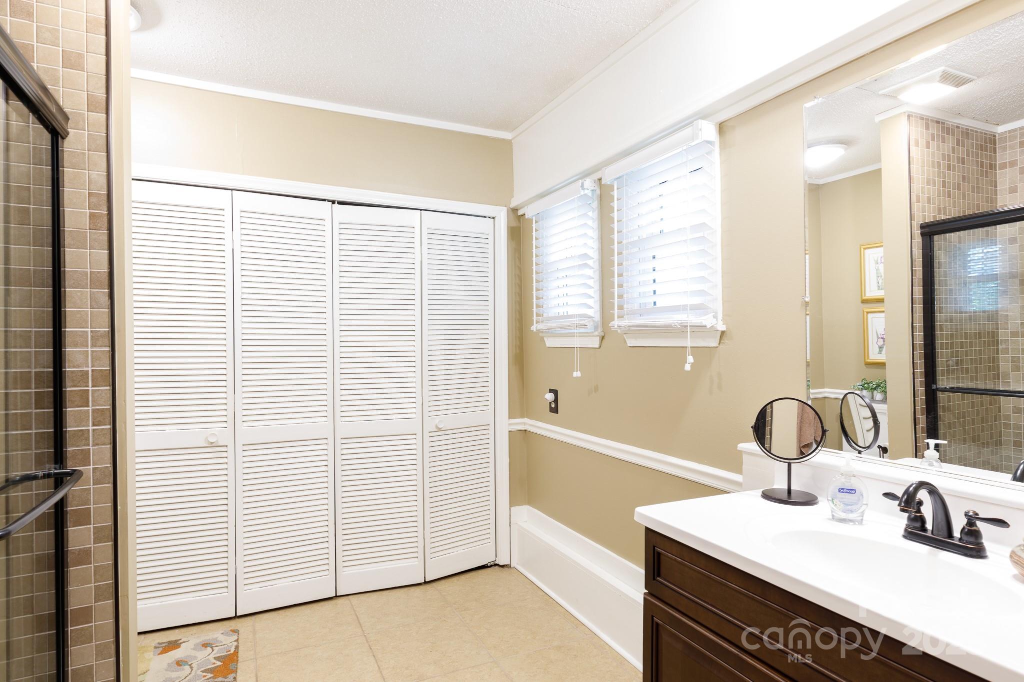 Seventeen Acres - Residential