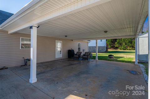 A home in Hickory