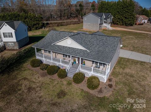 A home in Hickory