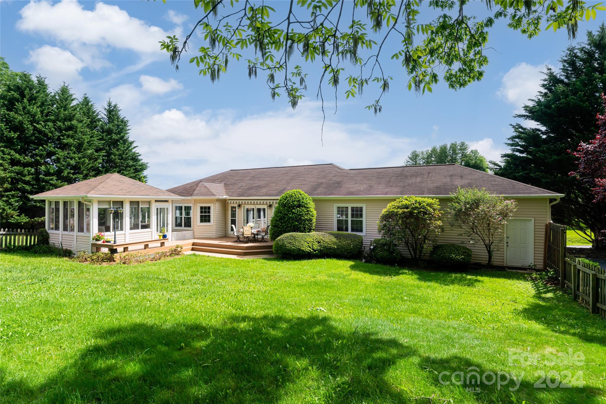 The Knolls - Residential