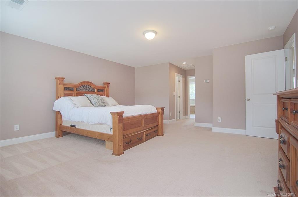 Wellington Chase - Residential