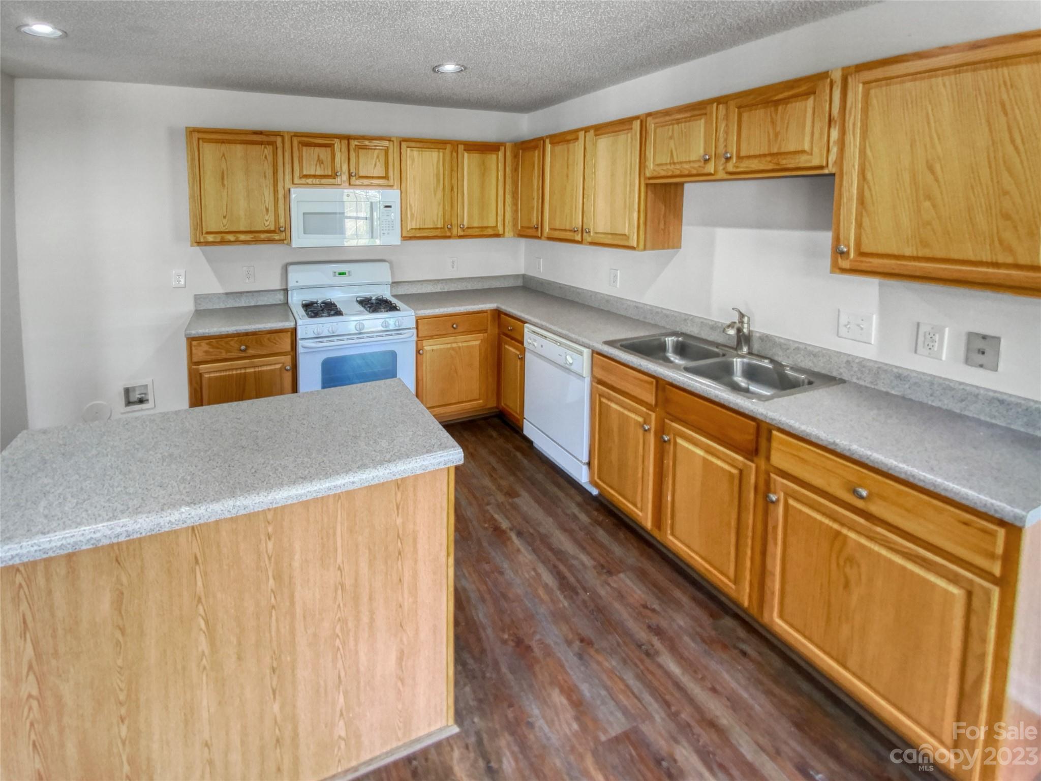 Arbor Glen - Residential
