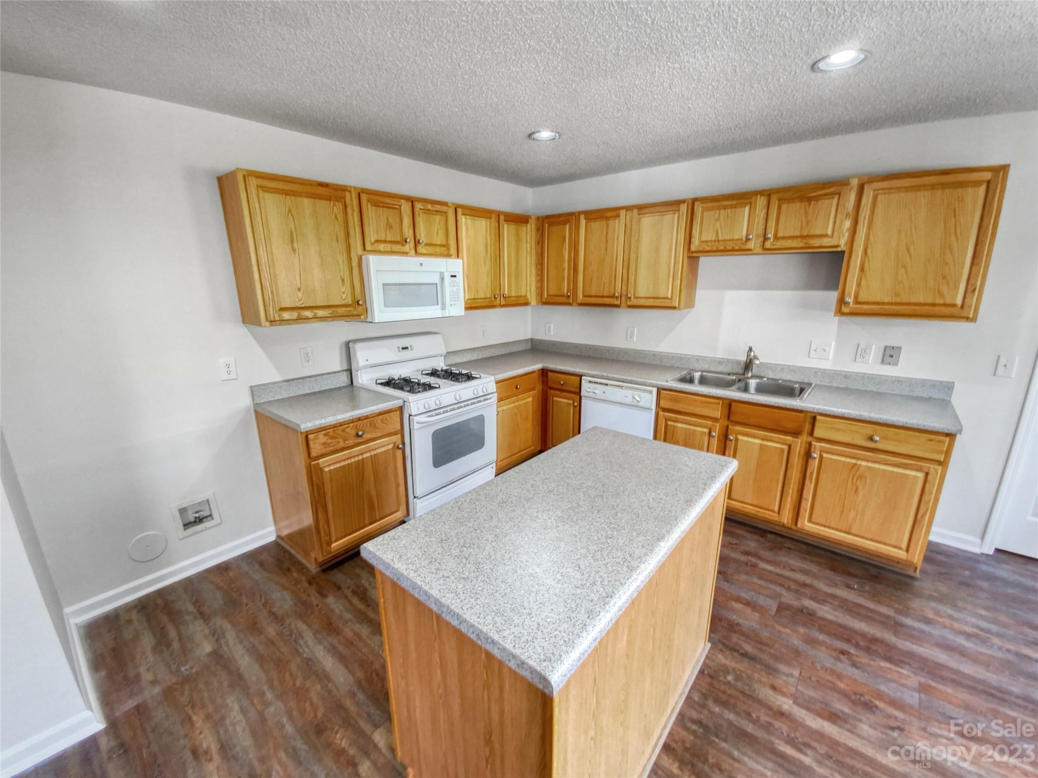 Arbor Glen - Residential