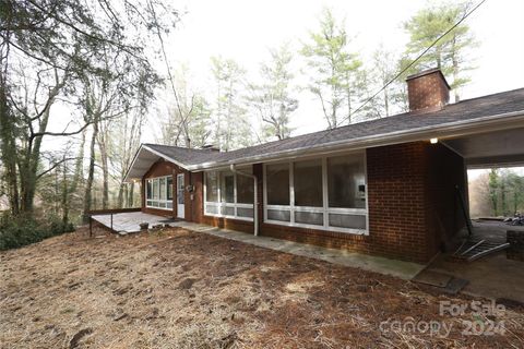 A home in Hendersonville