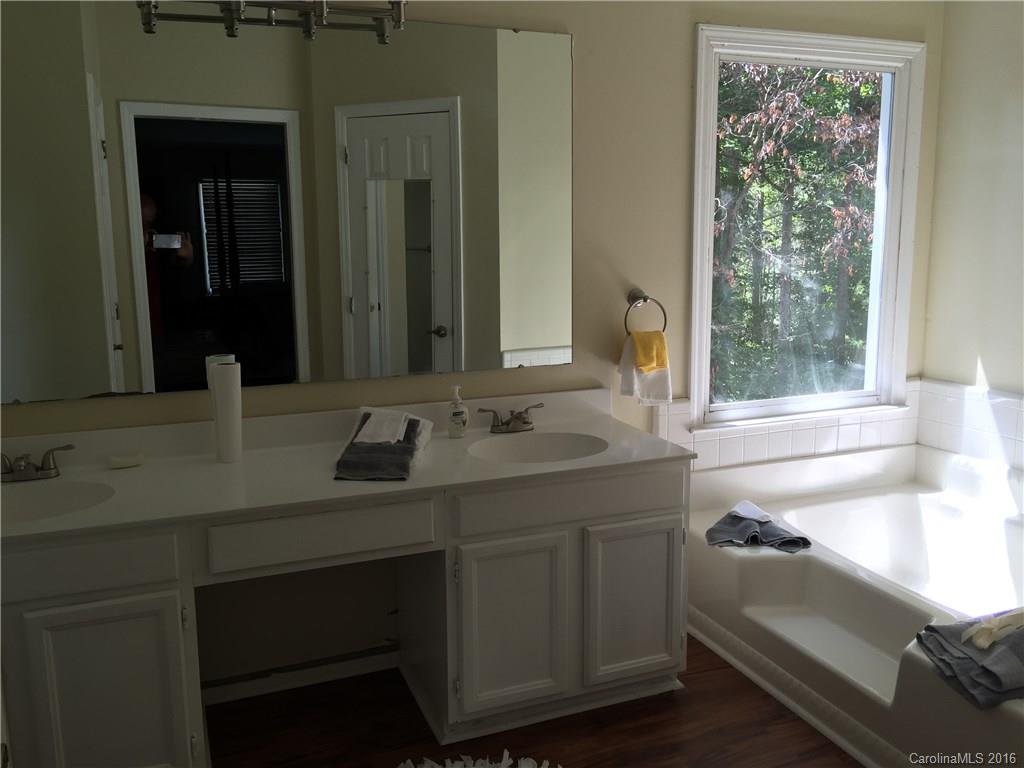 Stoney Pointe - Residential