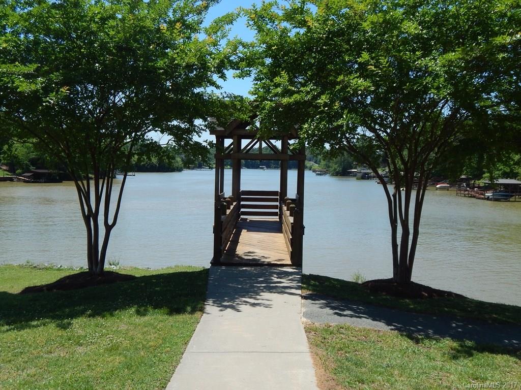 Lake Shore - Residential Lease