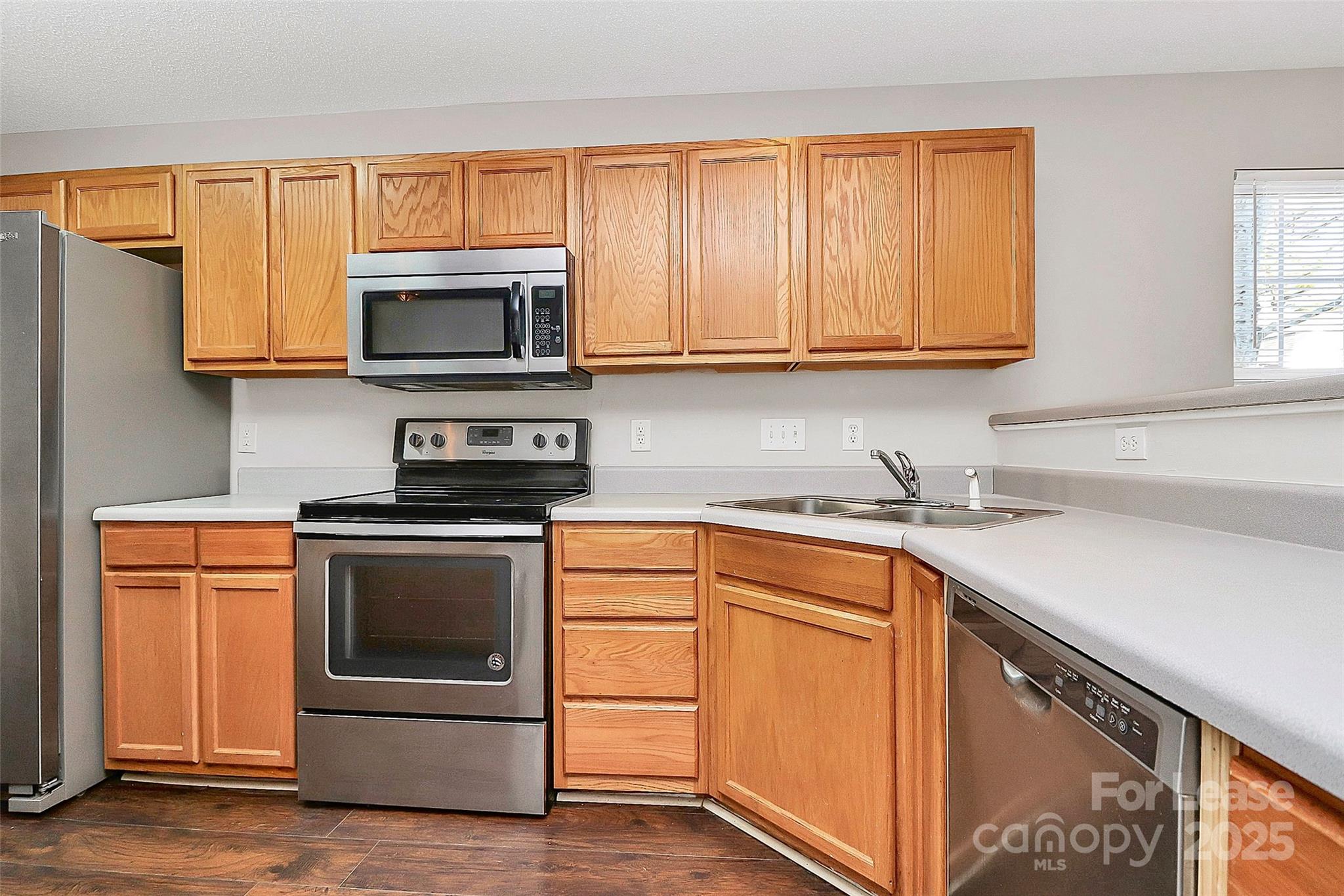 11350 Yellow Spaniel Court