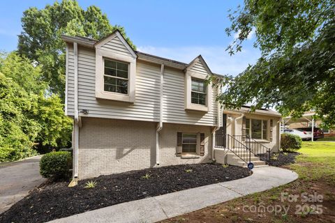 671 Archdale Drive Charlotte NC 28217