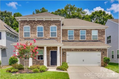 Photo of 910 Ashton Oak Court, Fort Mill, SC 29715 (MLS # 4379778)