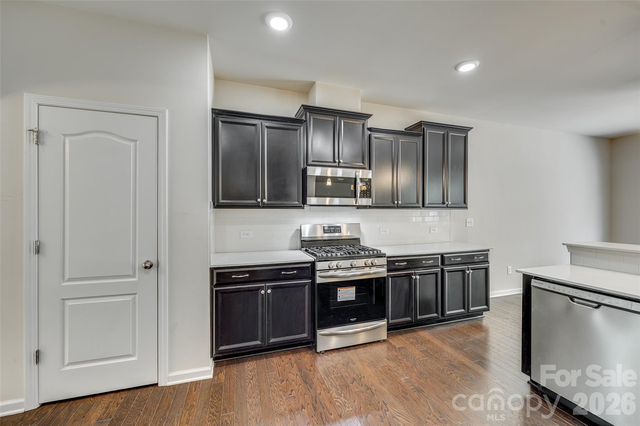 Oakland Pointe - Residential